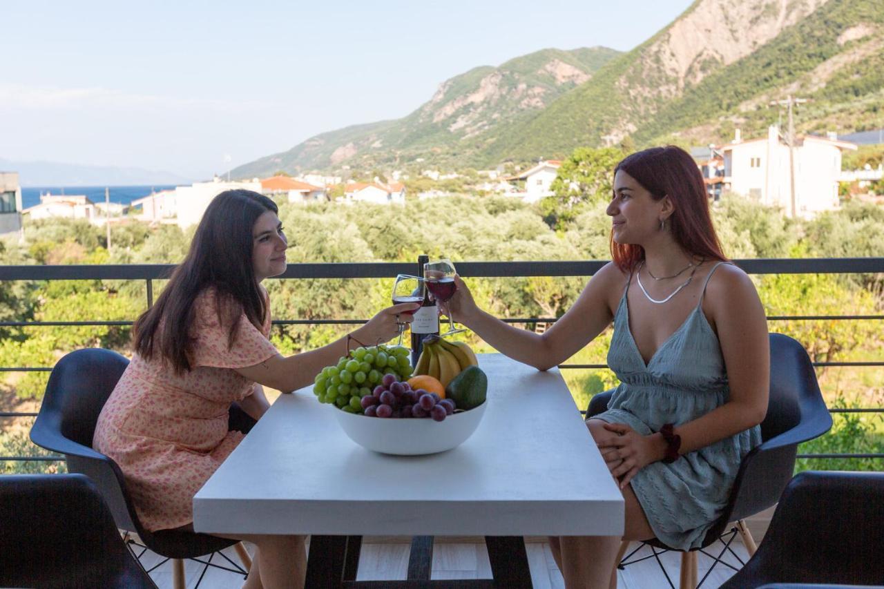 Two Olive Trees Διαμέρισμα Ψαθόπυργος Εξωτερικό φωτογραφία